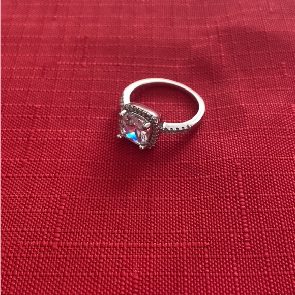 Women’s Sterling Silver Ring - Picture 2 of 3